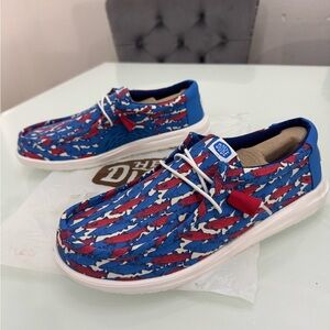 Hey Dude wally h20 fish camo size 10 mens